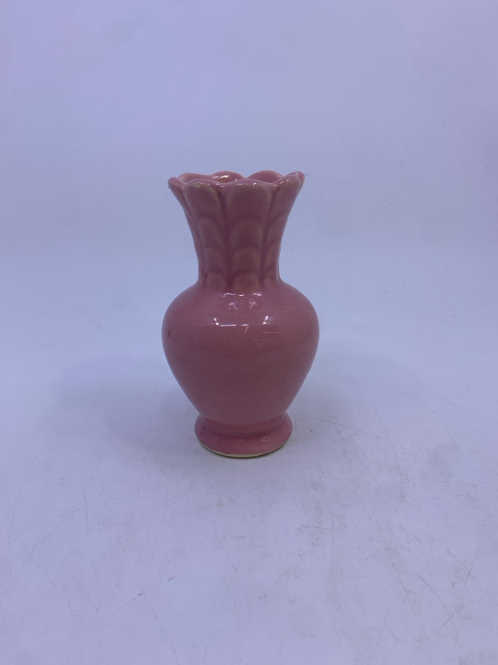 PINK RIBBED NECK BUD VASE.