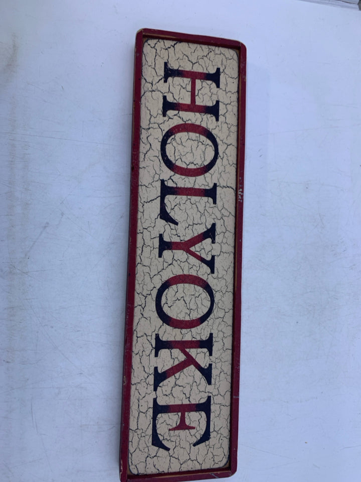 RED CRACKLE HOLYOKE WALL ART.