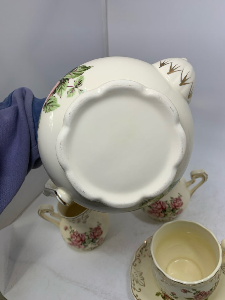 QUEEN ROSE SVC 2 10 PCS TEAPOT SUGAR CREAMER TEAPOT CUP/SAUCERS SPOONS AND STAND