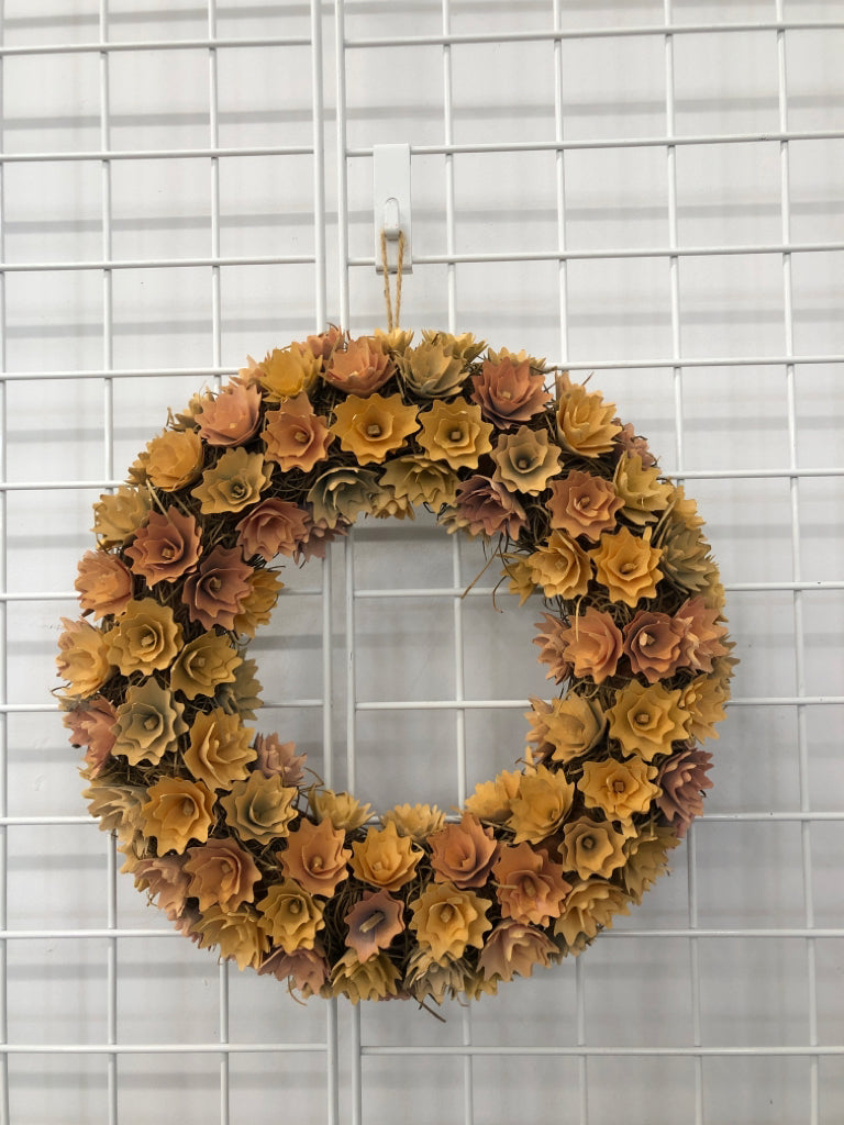 WOOD FLORAL WREATH.
