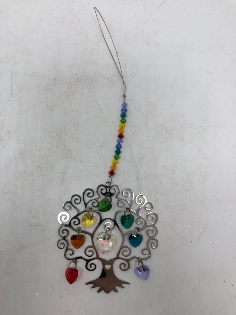 RAINBOW BEADED SUN CATCHER W/METAL TREE HANGING.