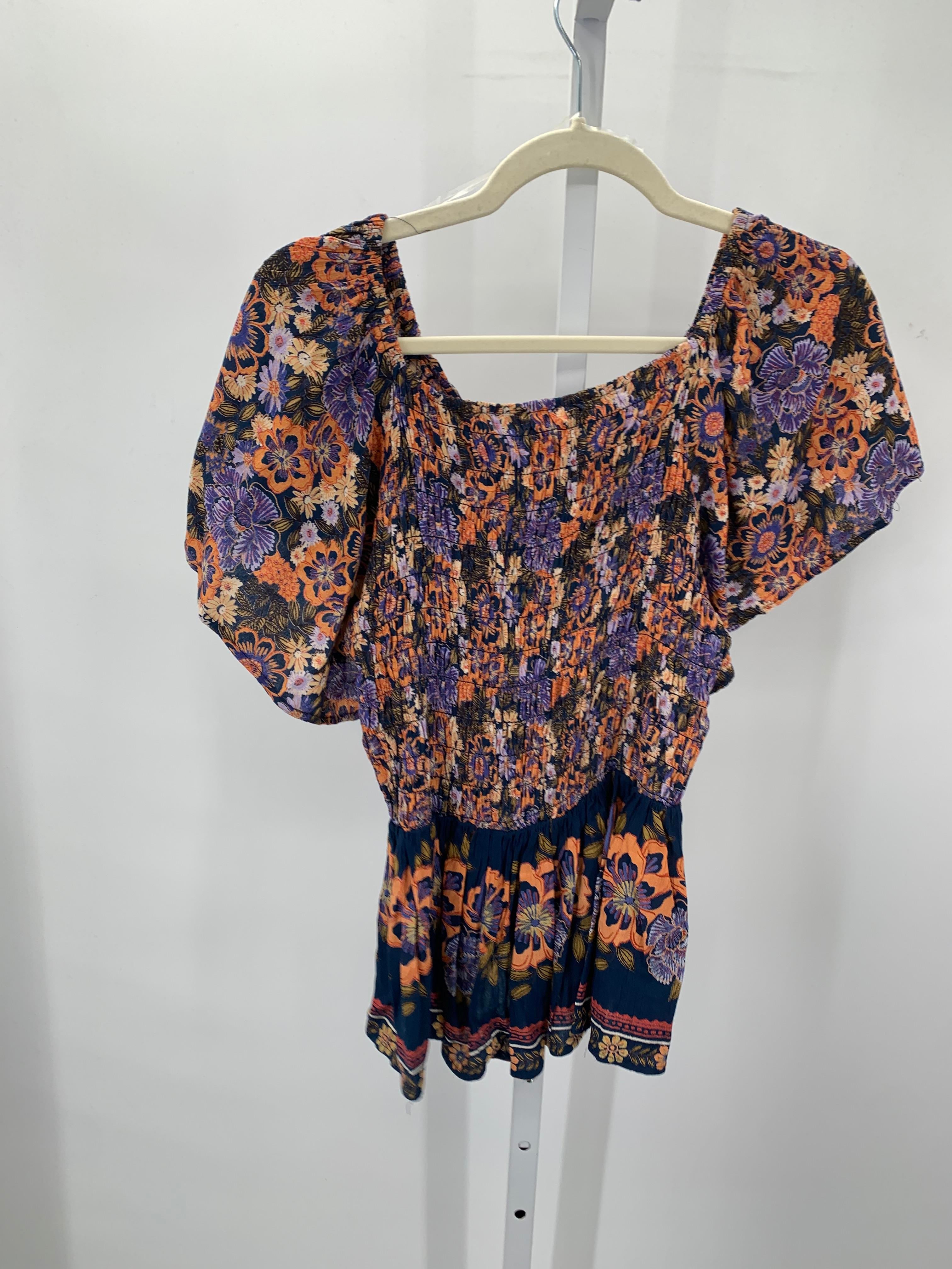 Angie Size Large Juniors Short Sleeve Shirt