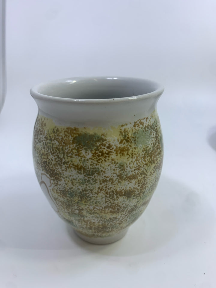 ROOSTER PAINTED MINI CERAMIC VASE.