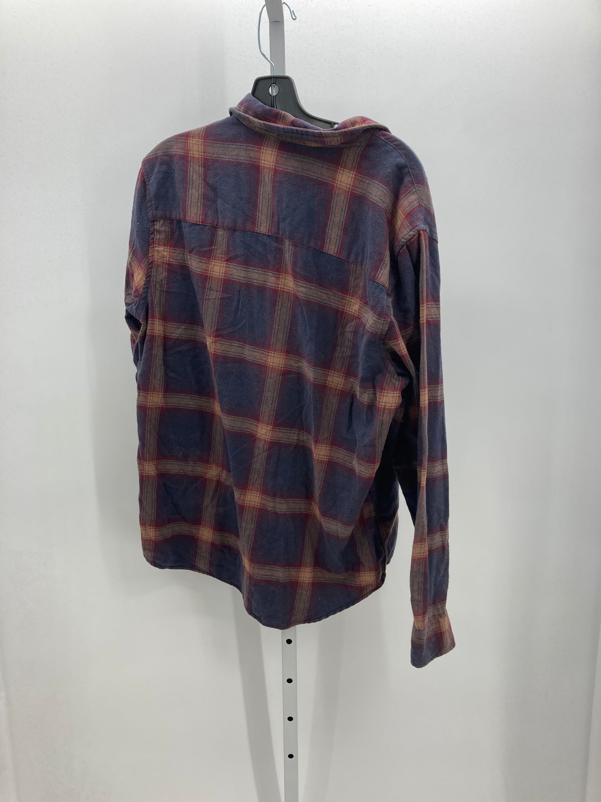 NEW PLAID BTN DOWN