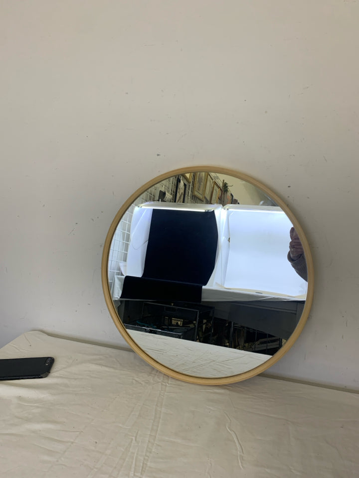 FAUX BLONDE WOOD HEAVY CIRCLE MIRROR.