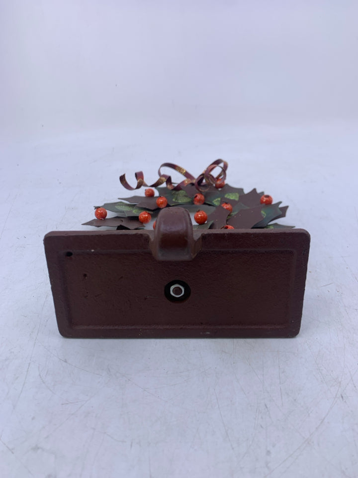 BROWN METAL W/ WREATH PIP BERRIES.