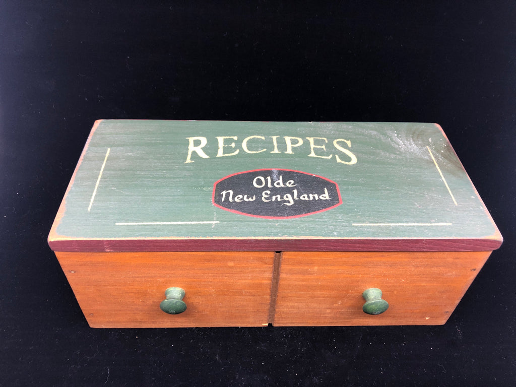 PRIMITIVE WOOD PAINTED RECIPES BOX.