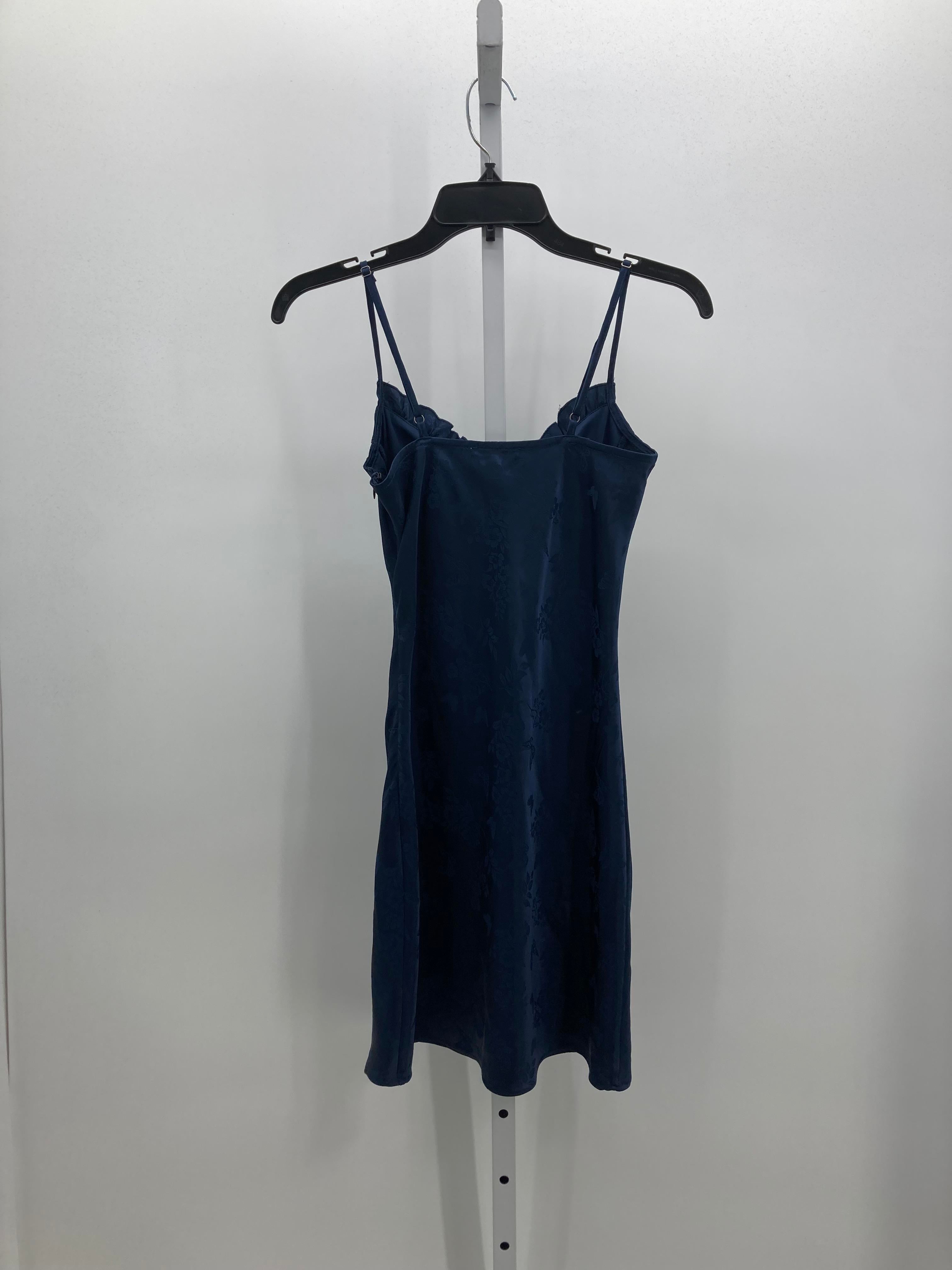 Size X Small Juniors Sleeveless Dress