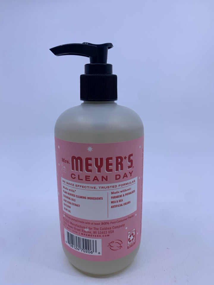 MEYERS PEPPERMINT HAND SOAP.