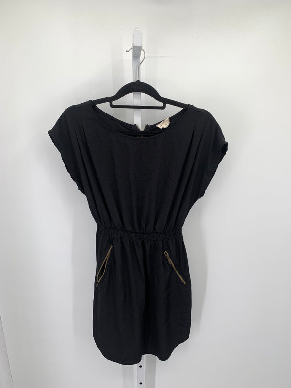 One Clothing Size Small Juniors Short Sleeve Dress