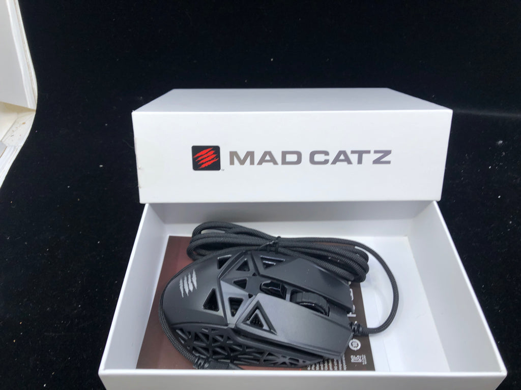 NIB MAD CATZ M O J O M1 HOLLOW PYRAMID GAMING MOUSE