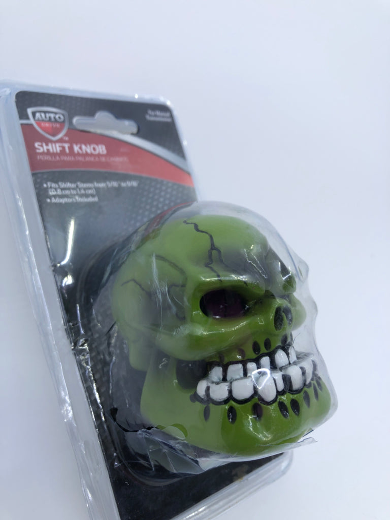 NIP GREEN SKULL SHIFT KNOB.