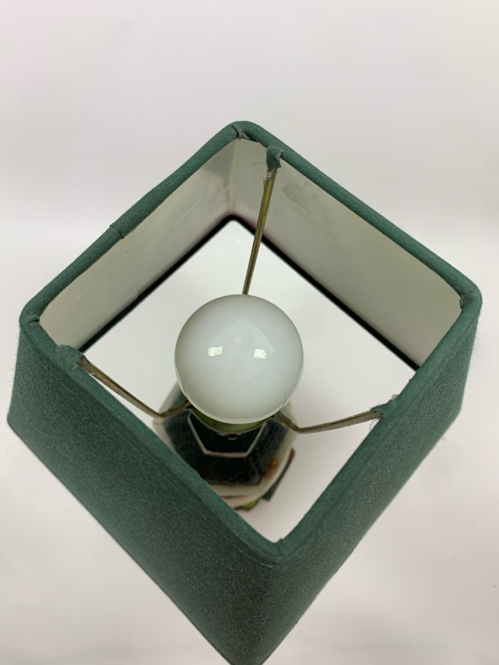 GAZEBO GARDEN LAMP W GREEN SHADE.