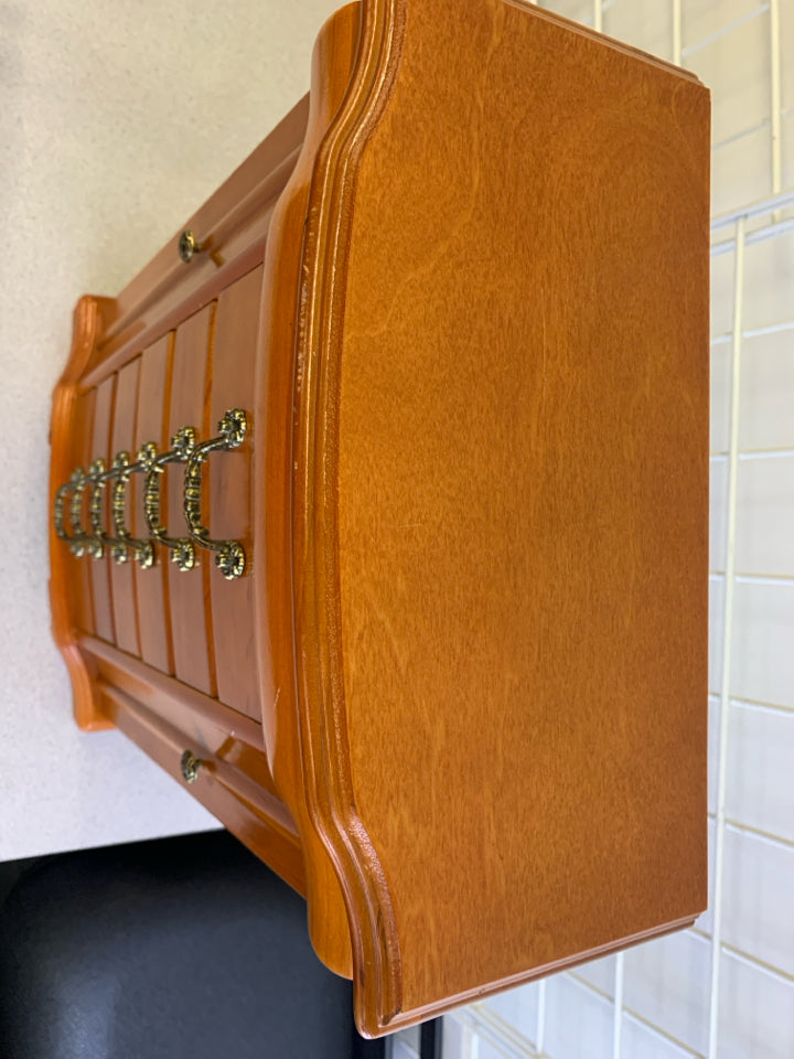 OPEN TOP WOOD JEWELRY BOX WITH 2 DOORS 6 DRAWERS/MIRROR.