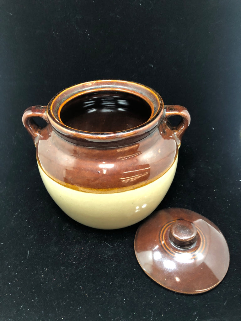 VTG 2-TONED DOUBLE HANDLED CROCK/ BEAN POT.