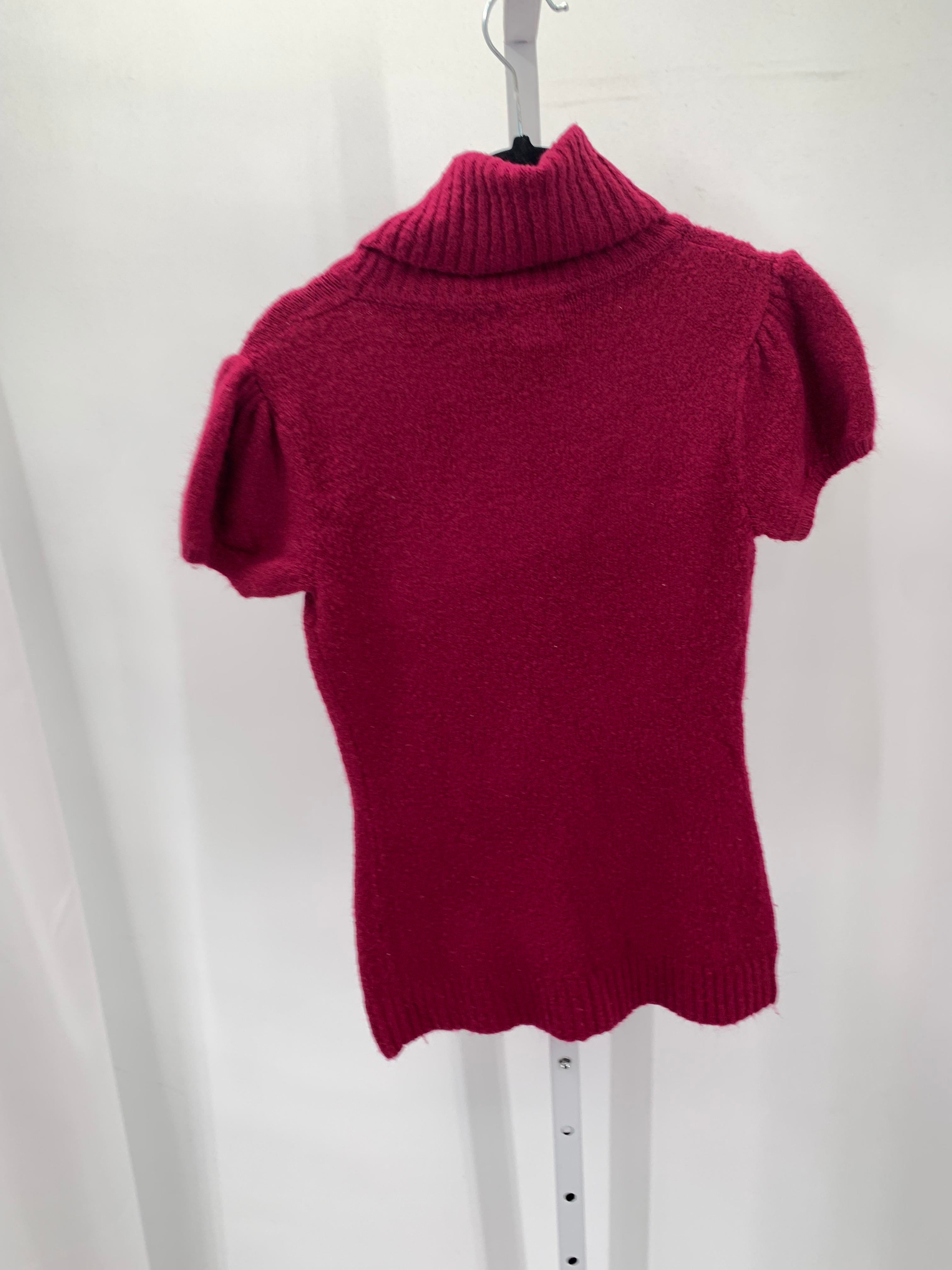 Love Rocks Size Large Juniors Short Sleeve Sweater