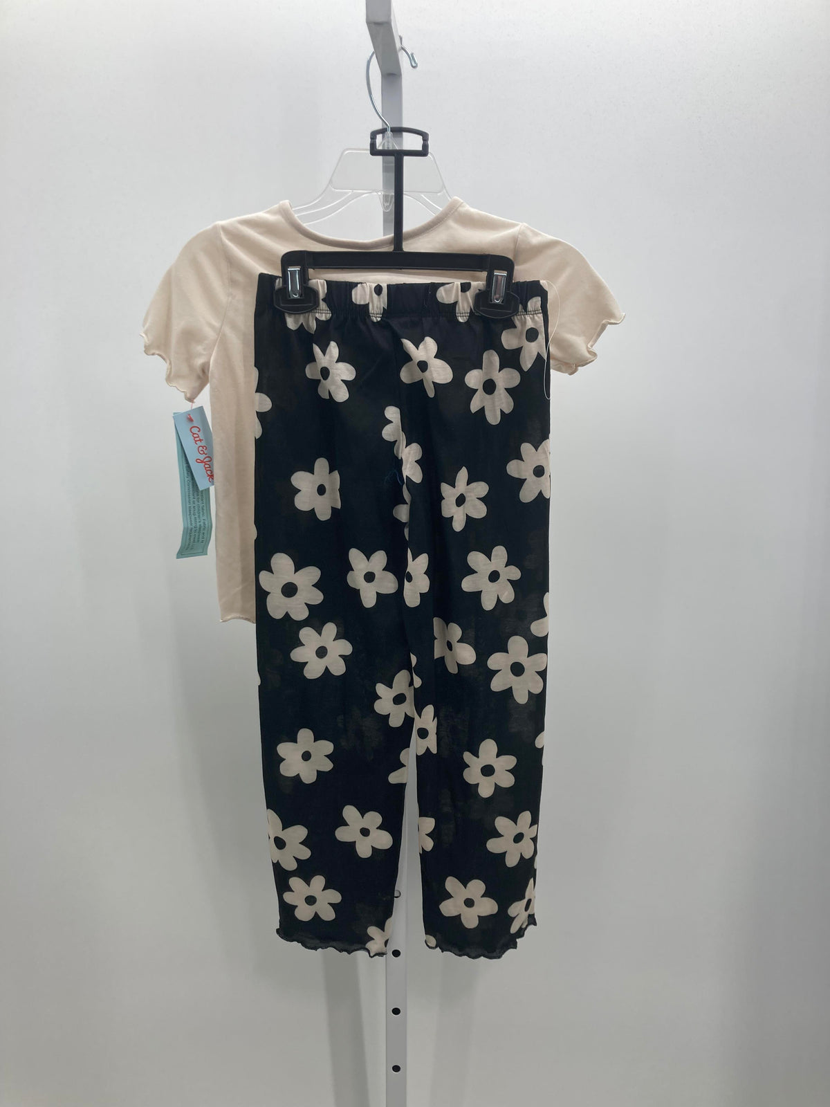 Cat & Jack Size 6-7 Girls Pajamas