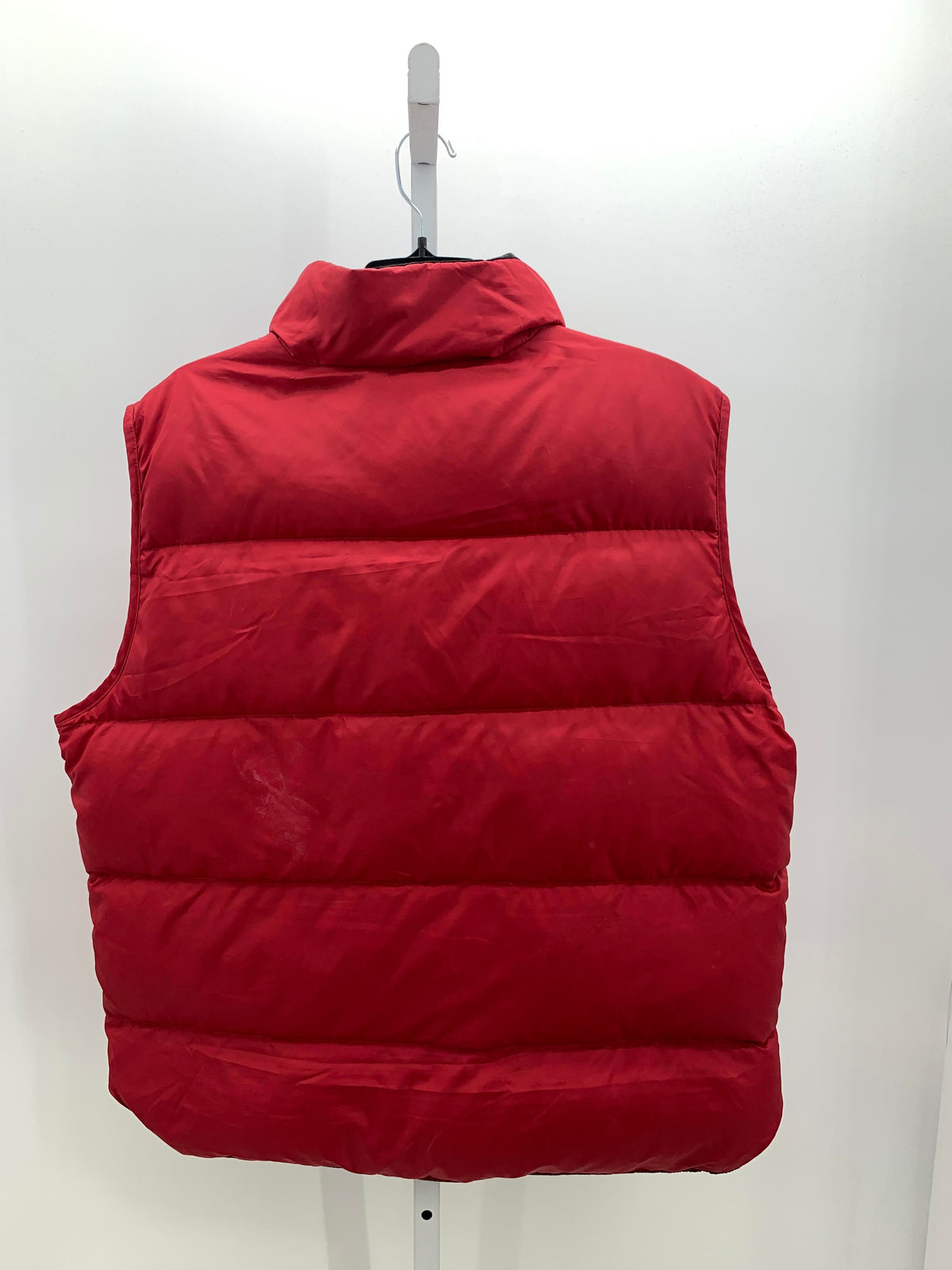 RED/ BLACK REVERSIBLE PUFFER VEST