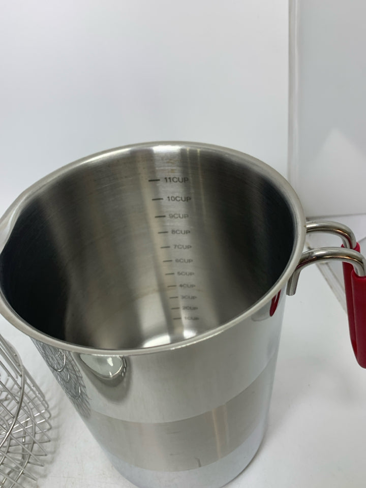 ASPARAGUS STEAMER POT BASKET & LID.