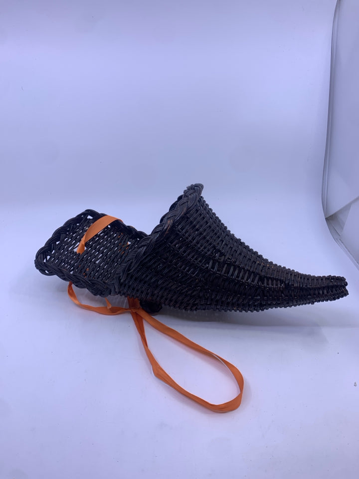 DARK WOVEN CORNUCOPIA.