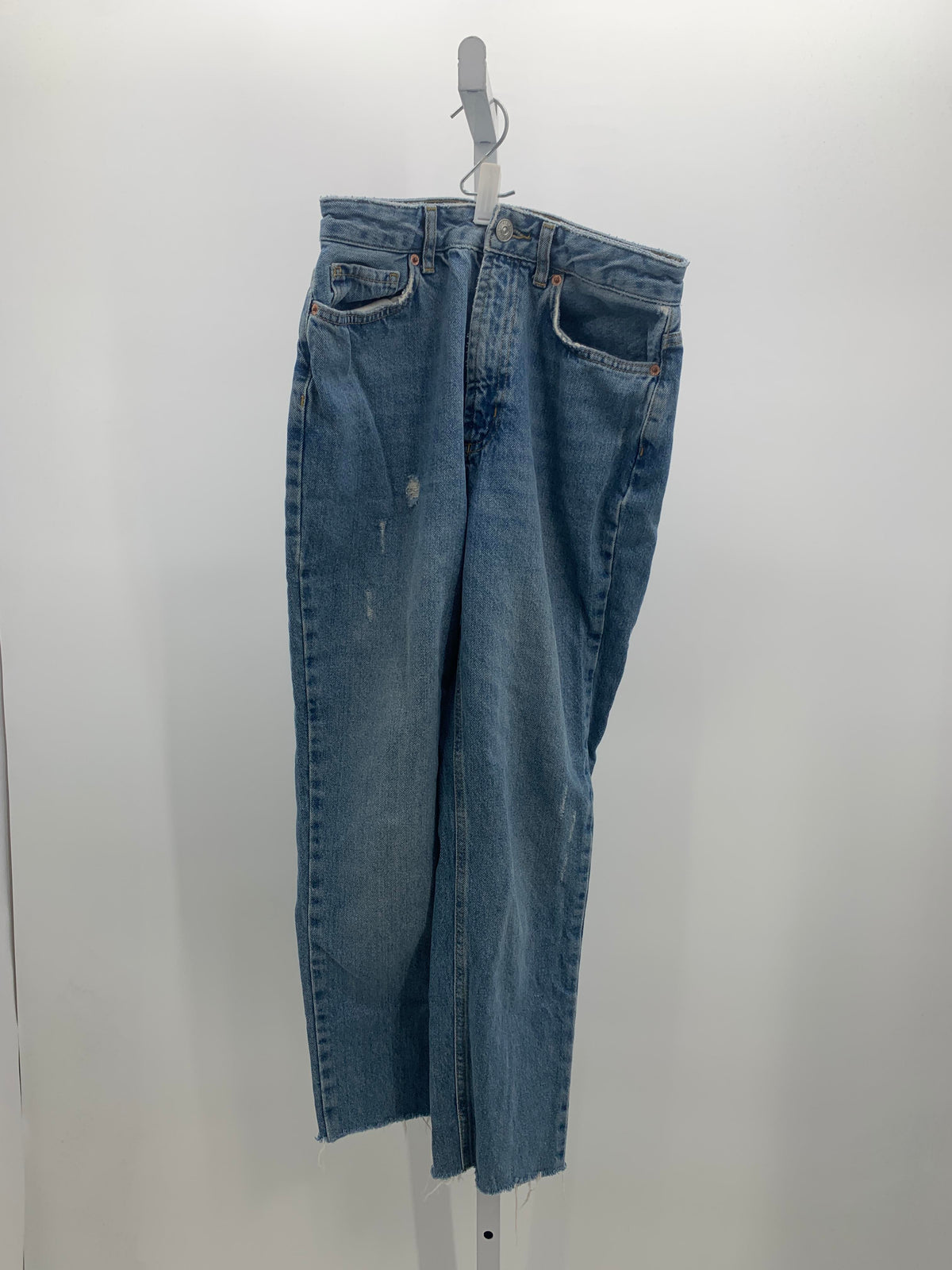 BDG Size 2 Juniors Jeans