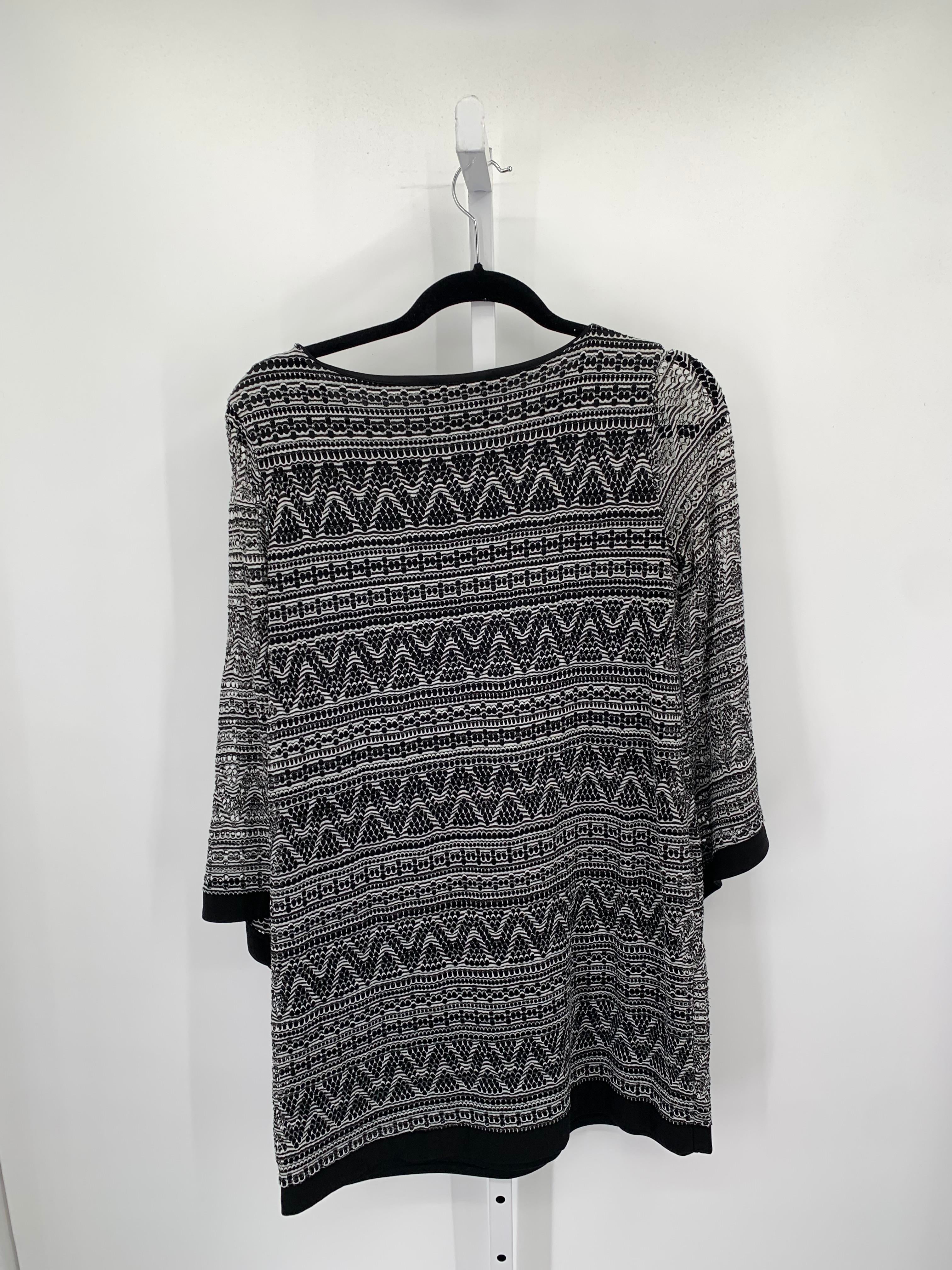 Size Medium Misses Long Sleeve Dress