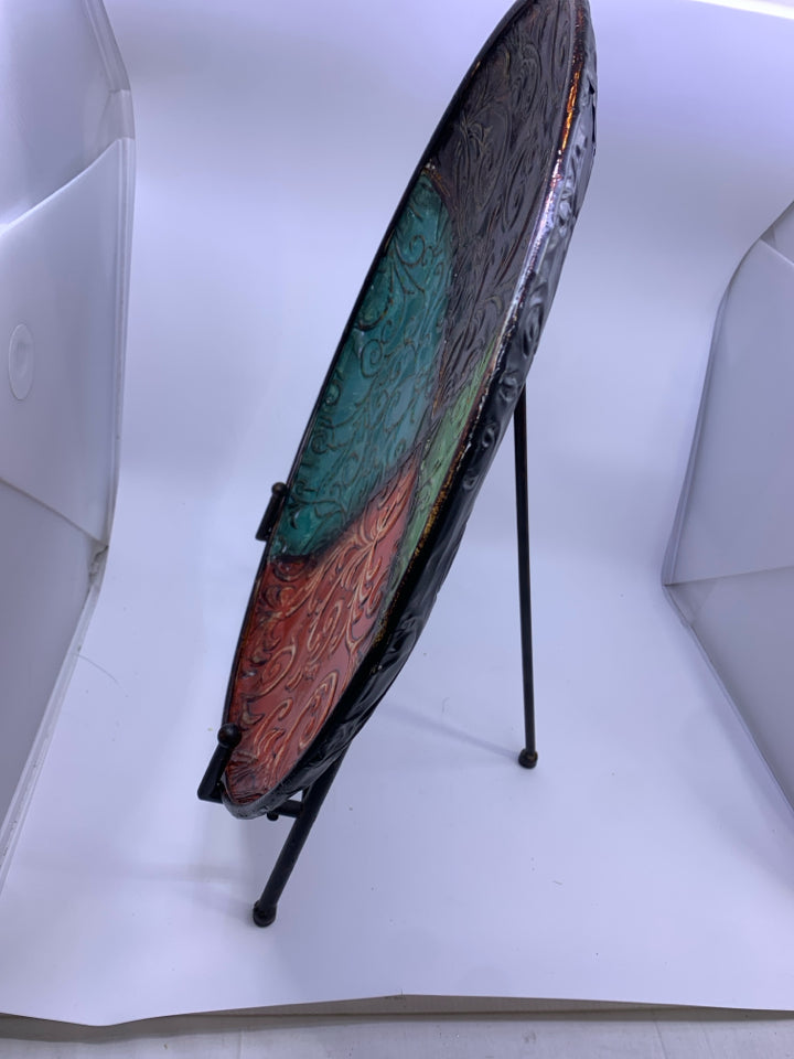 LARGE DECORATIVE METAL PLATE RED,GREEN,TEAL,BROWN WITH METAL STAND.