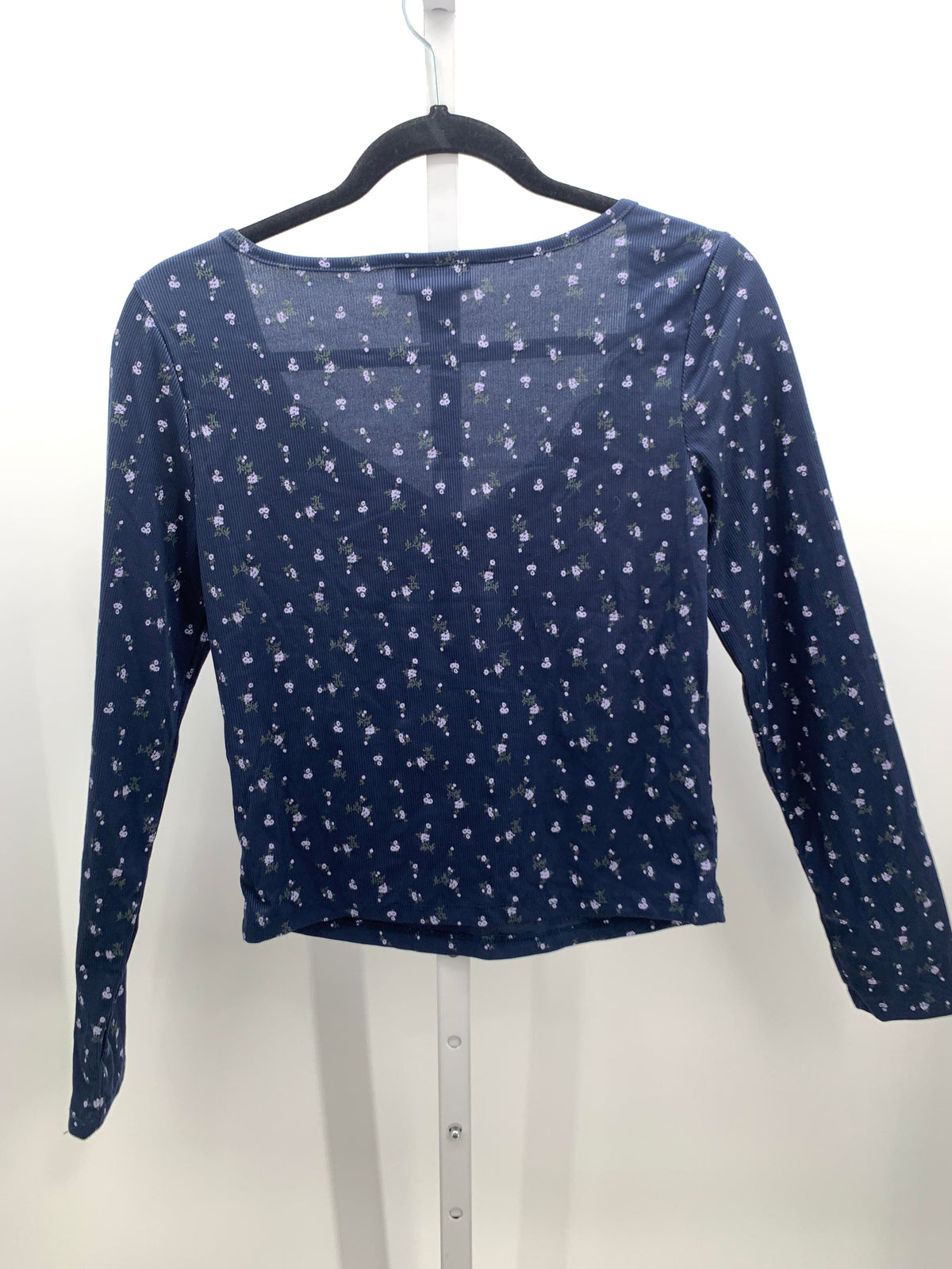 Size Large Juniors Long Sleeve Shirt