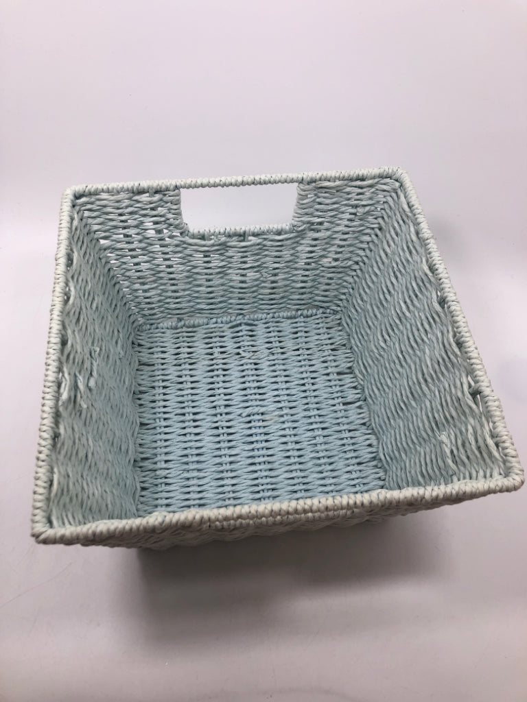 LIGHT BLUE WOVEN BASKET.