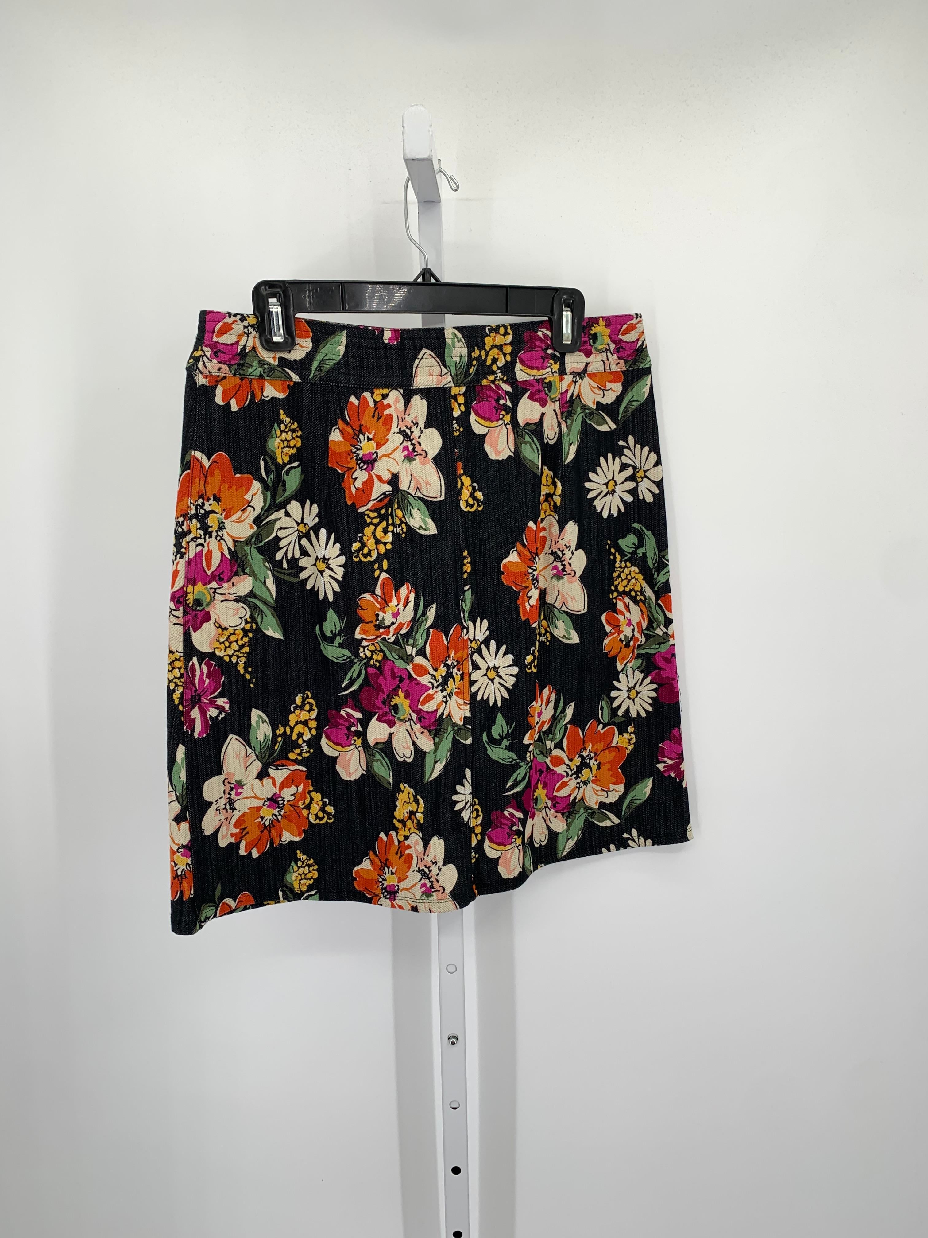 Size Medium Misses Skirt