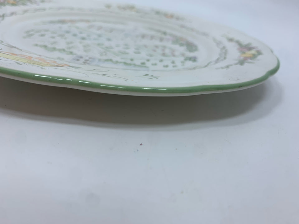 4 LENOX GARDEN GATE LUNCH PLATES.