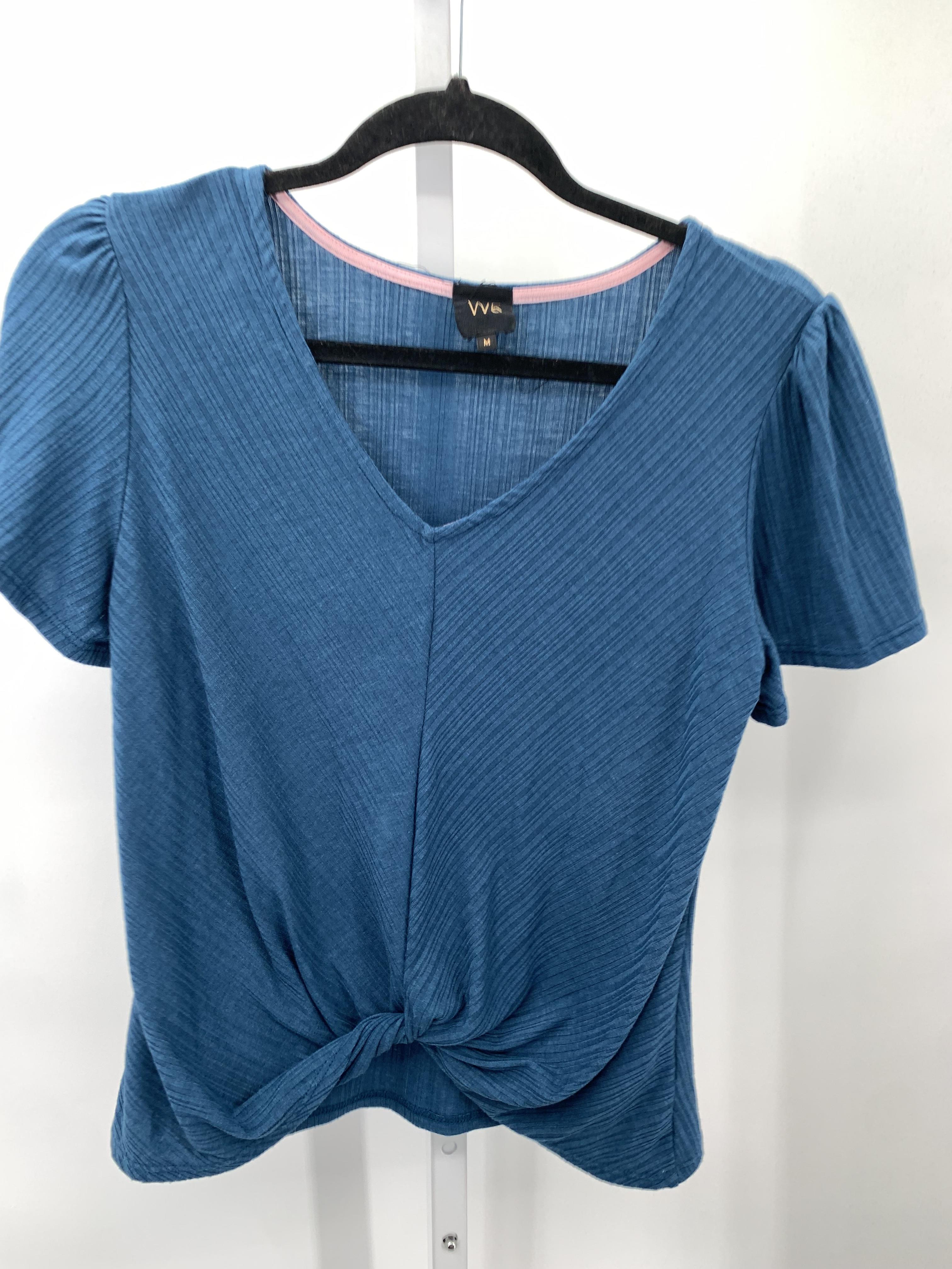 W5 Size Medium Misses Short Sleeve Shirt