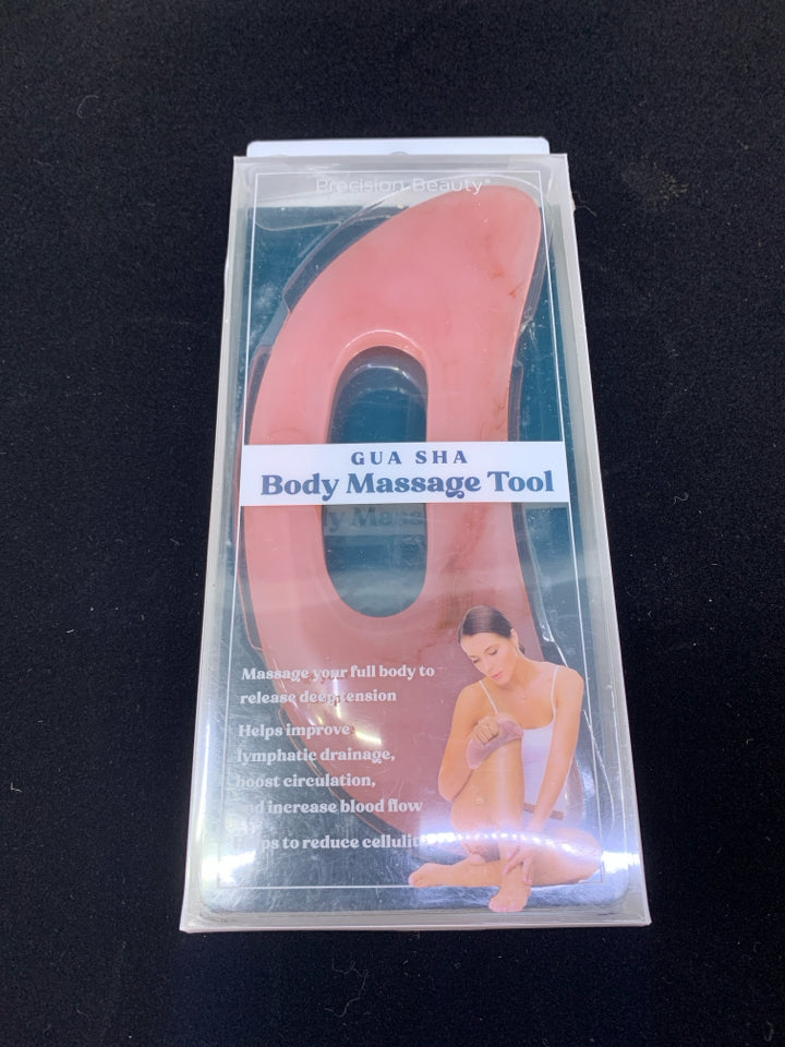 NIP GUA SHA MASSAGER PINK