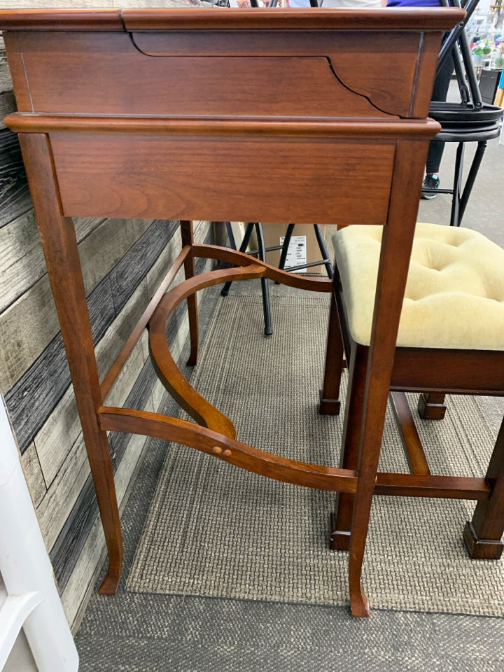 WOODEN BOMBAY WRITING DESK W/STOOL.