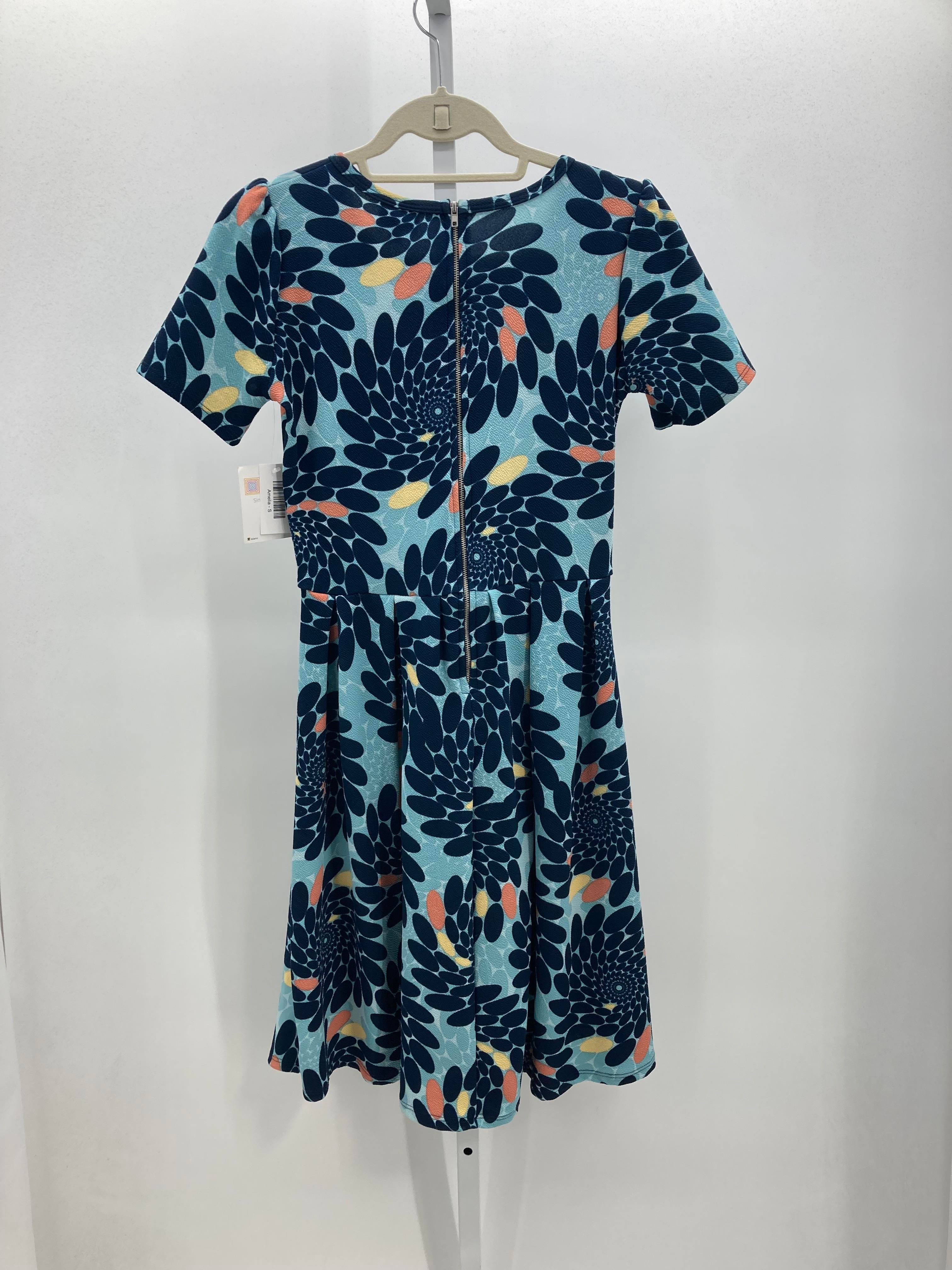 Lularoe Size Small Misses Short Sleeve Dress