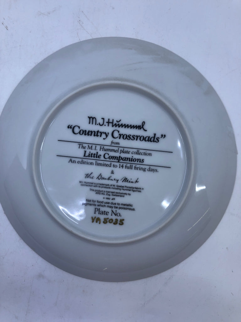 "COUNTRY CROSSROADS"  HUMMEL PLATE.