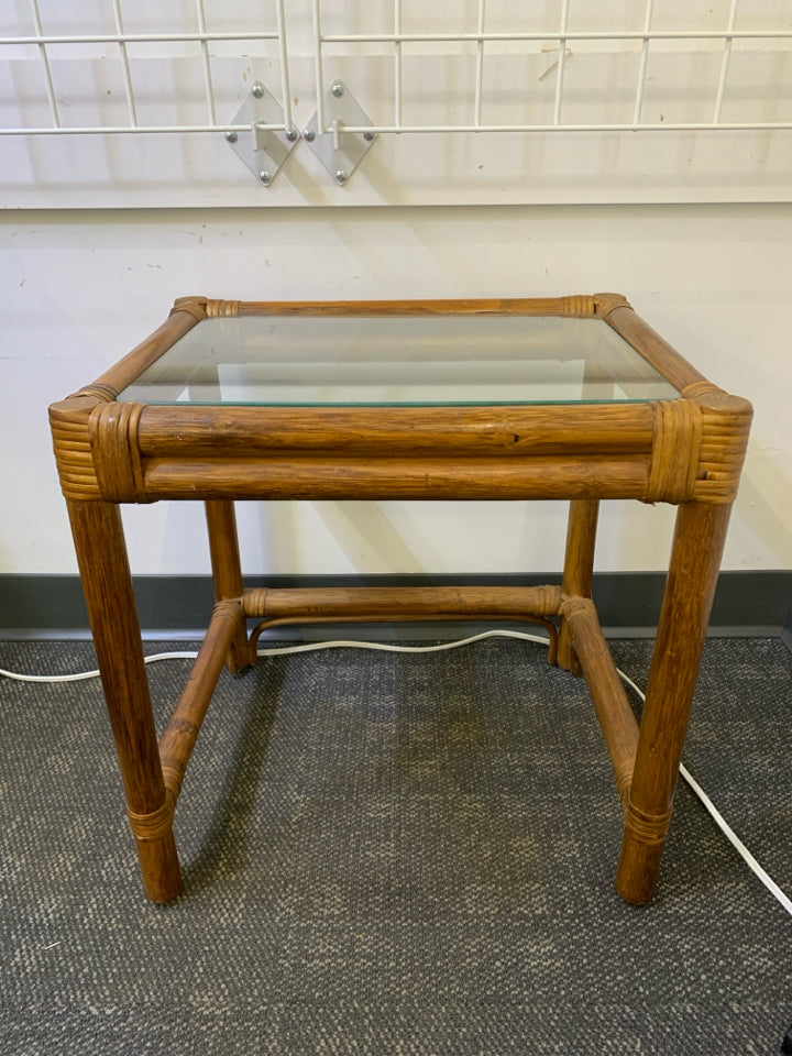 BAMBOO GLASS TOP SIDE TABLE.