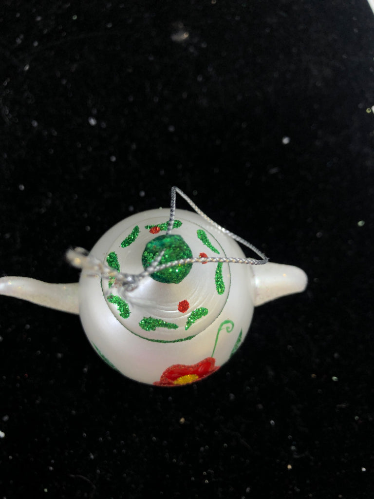 GLITTER TEAPOT ORNAMENT.