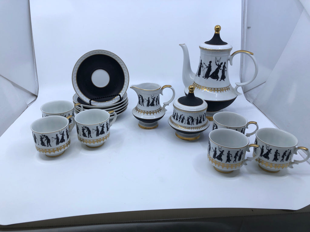 15PC VTG BLACK AND GOLD COFFEE SET- 6 CUPS AND SAUCERS, SUGAR AND CREAM, 1 COFFE