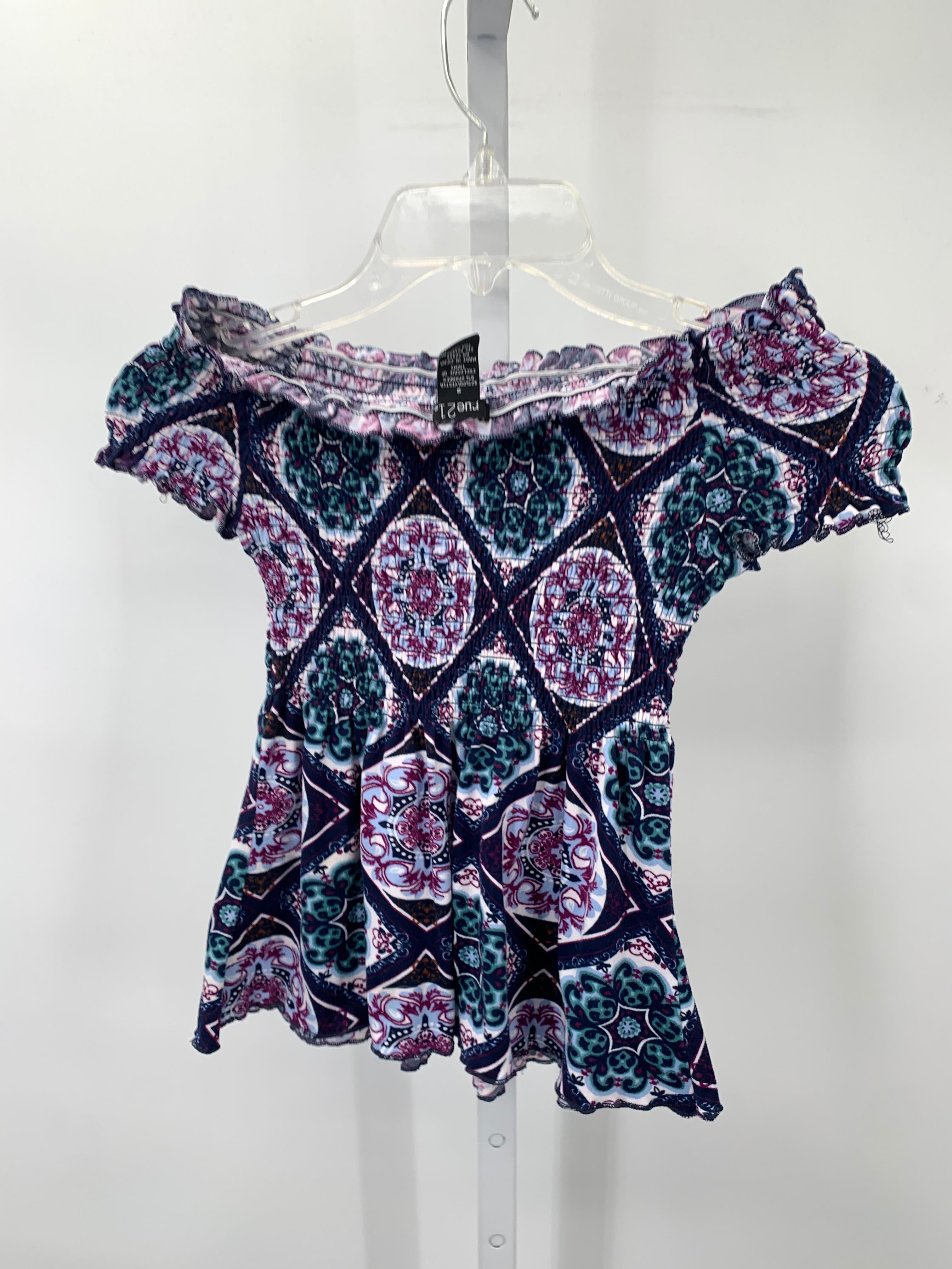 rue21 Size Small Juniors Short Sleeve Shirt