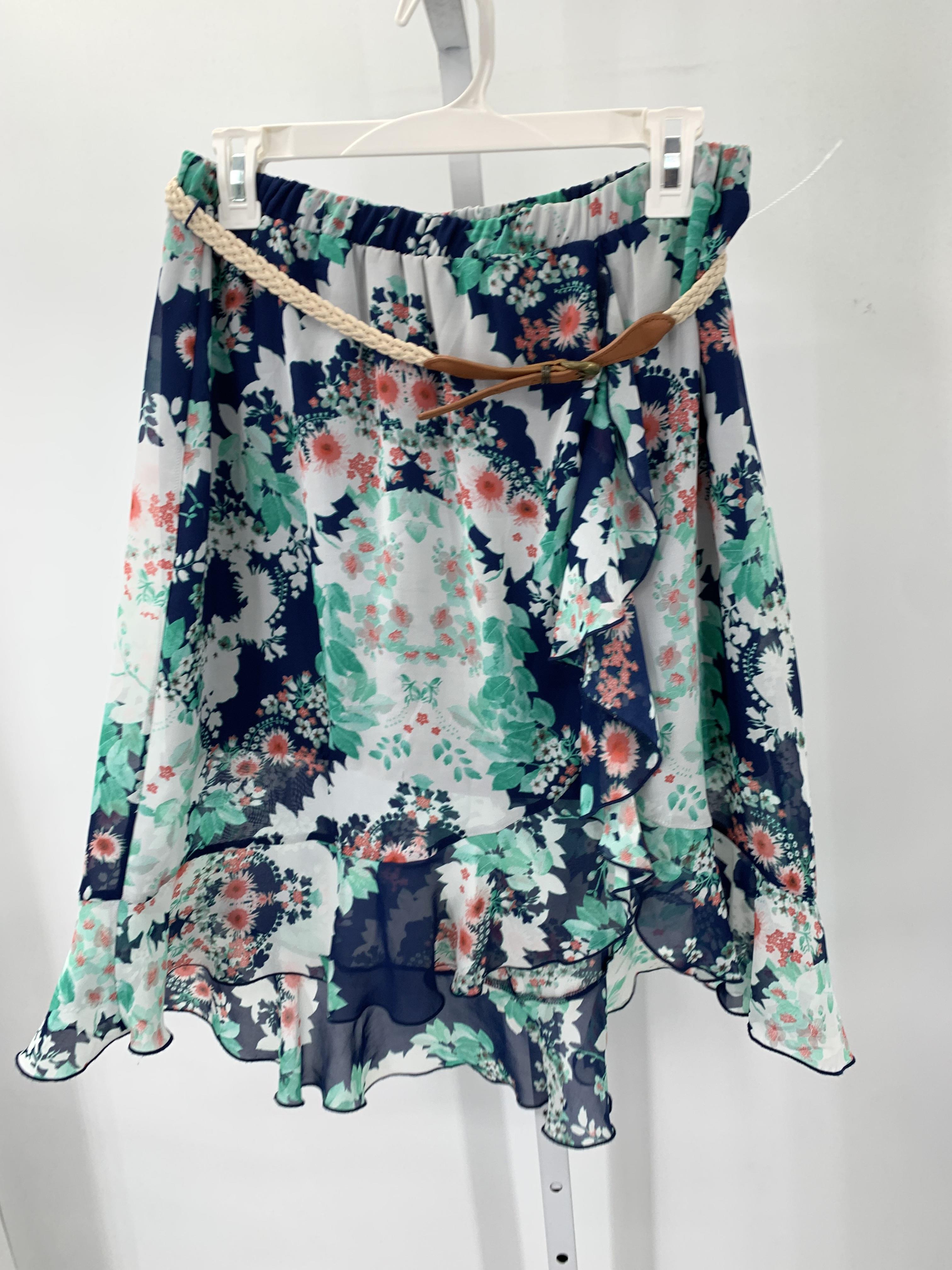By & By Size Medium Juniors Skirt