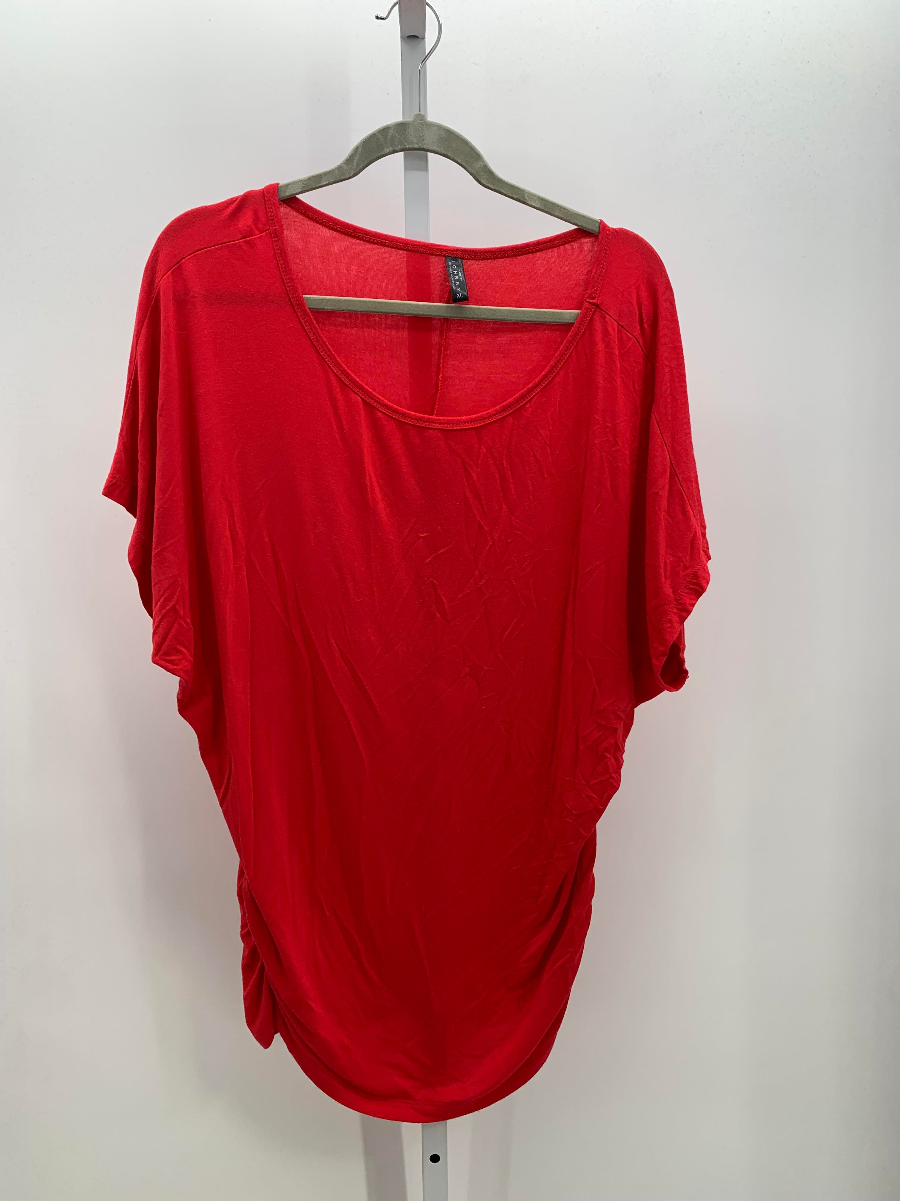 Size Extra Large Misses Short Sleeve Shirt