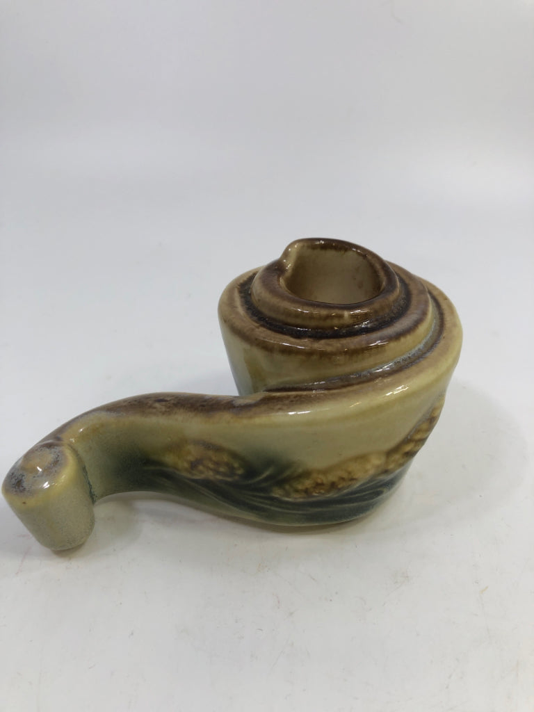 CORNUCOPIA TAPERED CANDLE HOLDER.