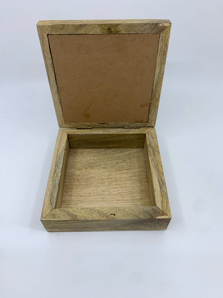 SMALL WOOD TRINKET BOX W BEADED BUTTERFLY.