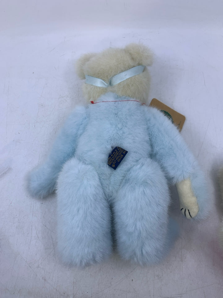 BLUE/WHITE BEAR W/ HEART BUTTONS BOYDS BEAR.