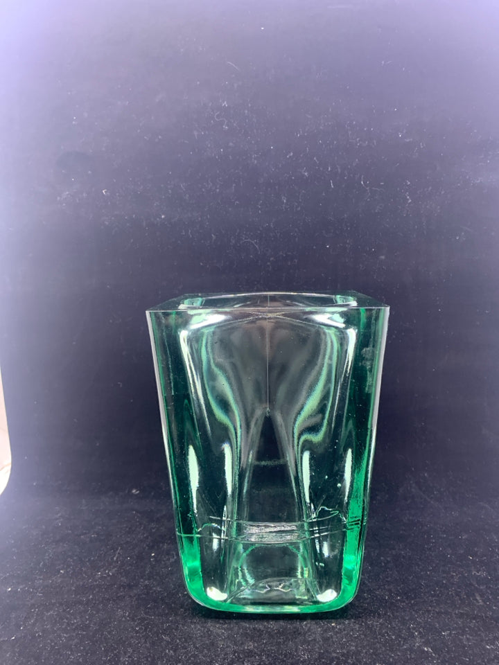 SQUARE THICK GLASS VASE.