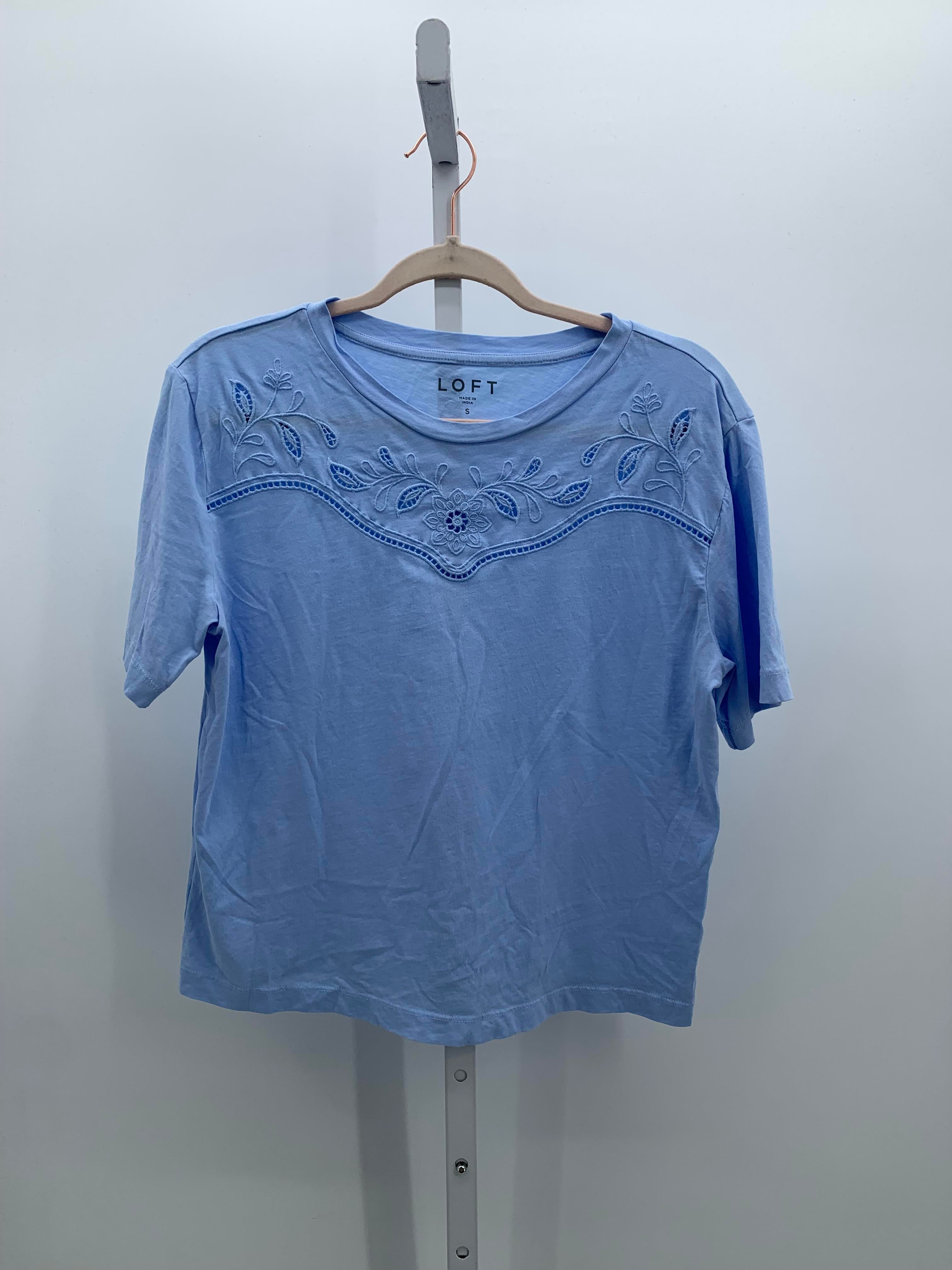 Loft Size Small Misses Short Sleeve Shirt