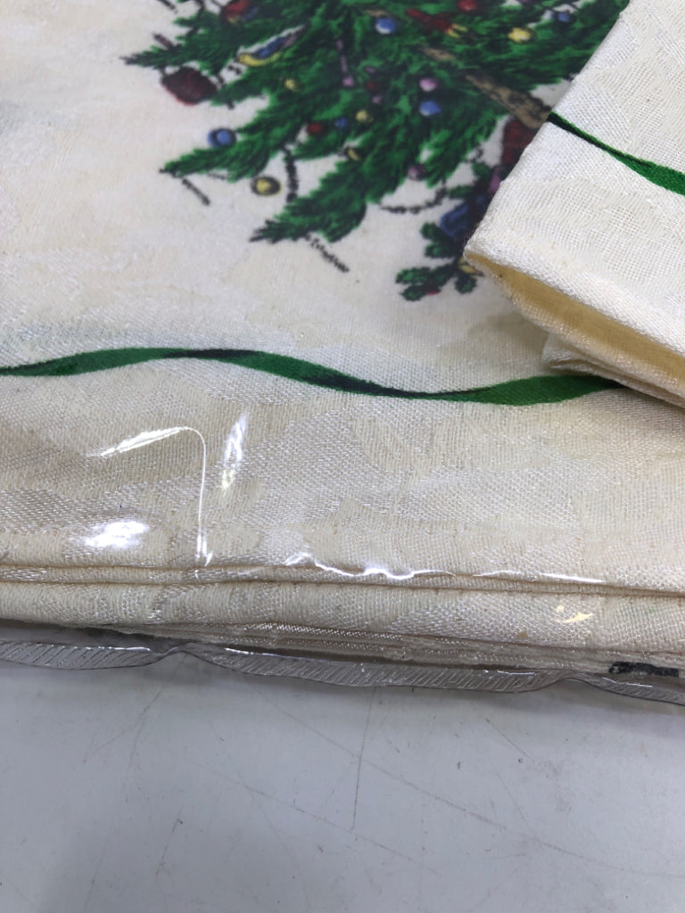 4PK SPODE XMAS TREE NAPKINS.