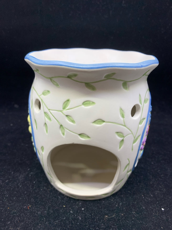 WHITE BOUQUET OF FLOWERS WAX WARMER.