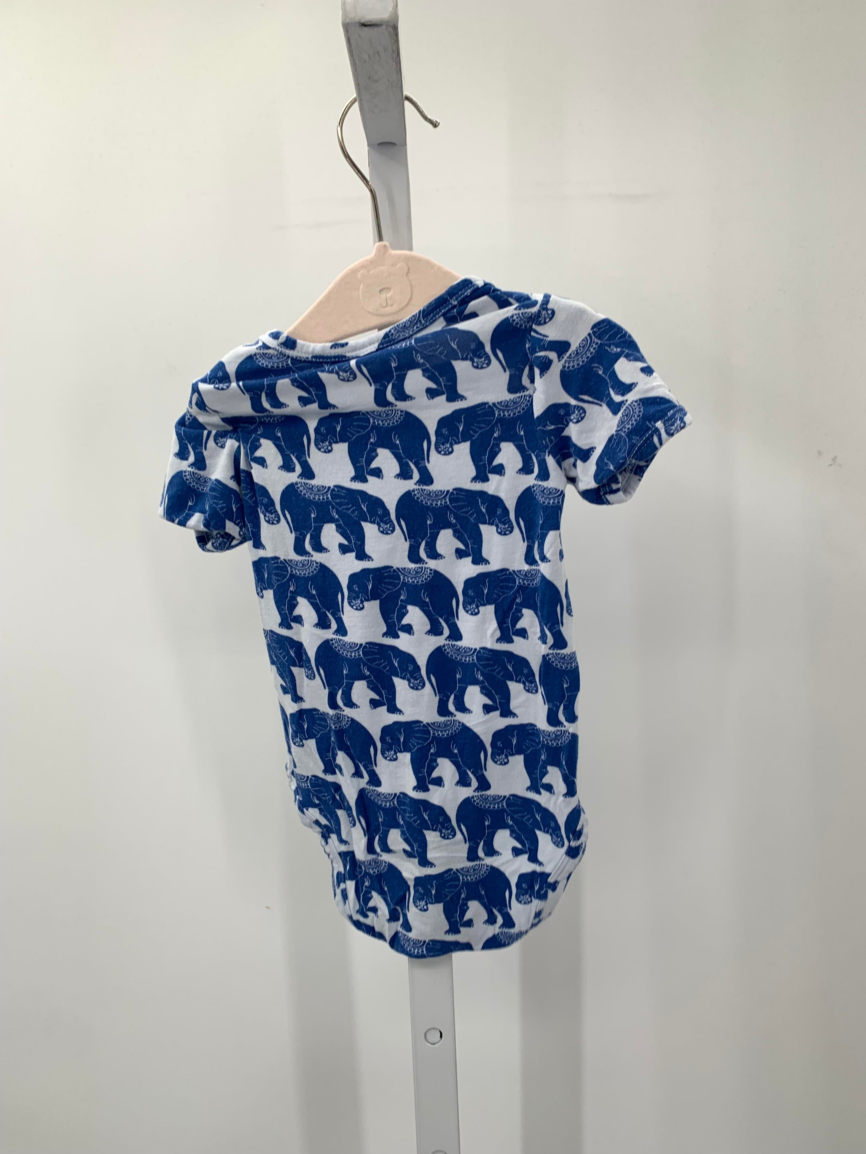 ELEPHANT PATTERN KNIT.